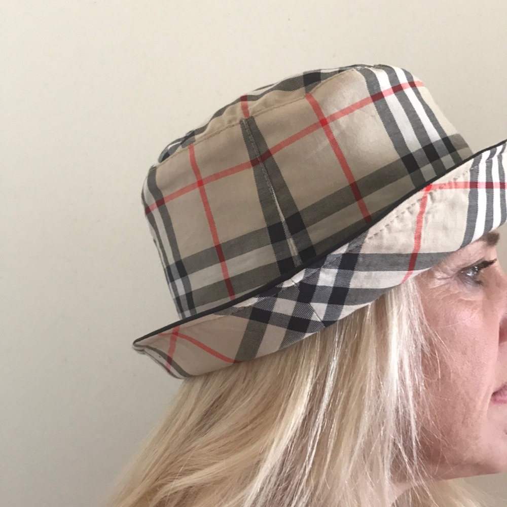 Brand new BURBERRY vintage bucket hat - Picture 4 of 6